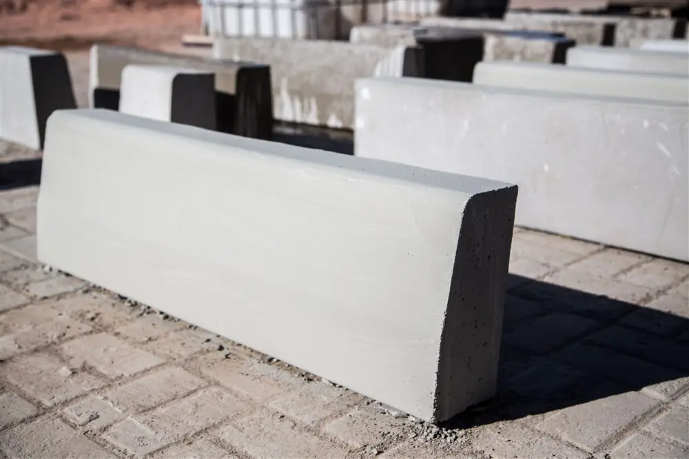 Pavecon manufactured kerbs.
